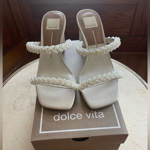 Dolce Vita white pearled sandal heels. Size 8